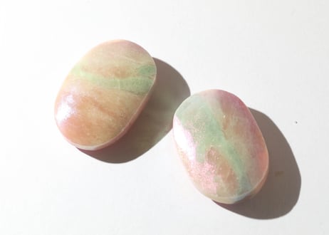 【悟った至福のシッディ】＆大技封入❣️【悩みを食べてくれる龍神】エンジェルオーラ ピンクオパール 握り石（1個）
