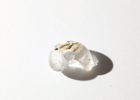 【悟りのシッディ入り】ガネッシュヒマール産水晶 勾玉