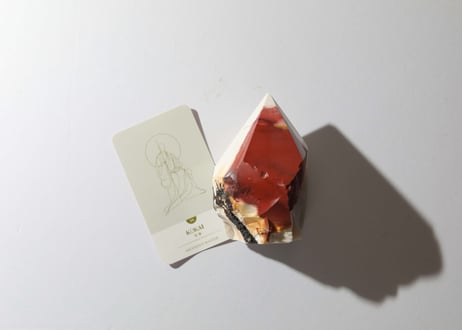 葉月ゆうによる技封入❣️【多次元の才能と繋がる】オリジナルカード付き ムーカイトジャスパー ハーフポリッシュ