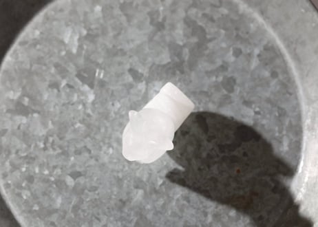 【静けさの空間】クリアクォーツの考えるぶたとホワイト翡翠のトイレ