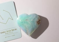 【LIVING YOUR TRUTH 真実を生きる（喜びで学ぶ・大成功）シジル封入 オリジナルカード付き❣️】エンジェルオーラ グリーンカルサイト ハート