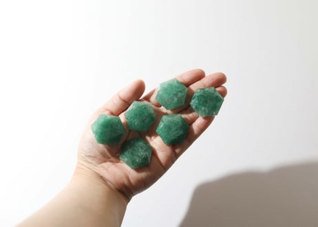 【悟りのシッディ入り】グリーンストロベリークォーツ 六芒星（1個）