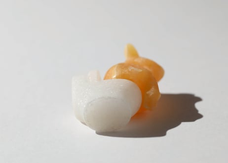 葉月ゆうによる技封入❣️【愛し愛される】オレンジカルサイトの考えるぶたとホワイト翡翠のトイレ ※イベントクーポン使用不可