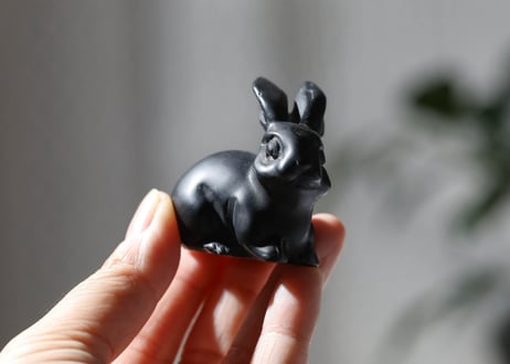 【アバンダンスディクシャ入り】ブラックオブシディアン うさぎ
