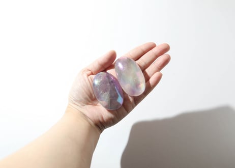 【悟った至福のシッディ】＆大技封入❣️【悩みを食べてくれる龍神】エンジェルオーラアメジスト 握り石（1個）