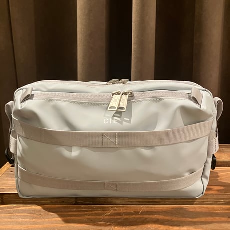 CIE/シー GRID3　032057　2WAYスリングバッグ