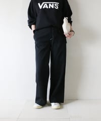 VANSスウェット×ステッチパンツオールブラックコーデ（VANS×earth・JOSEPH）Set