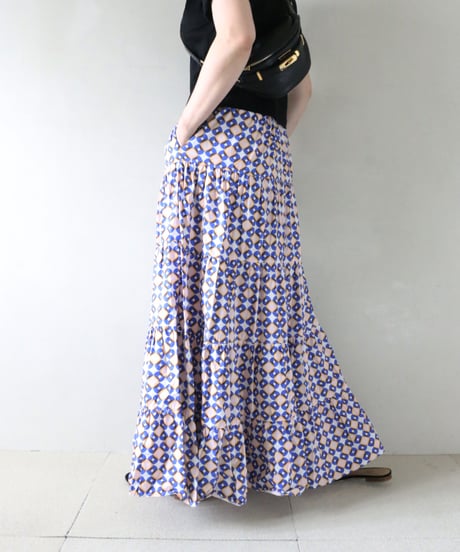 IENAクロップドTシャツ×ZARAプリントティアードスカートコーデ（IENA・ZARA）Set