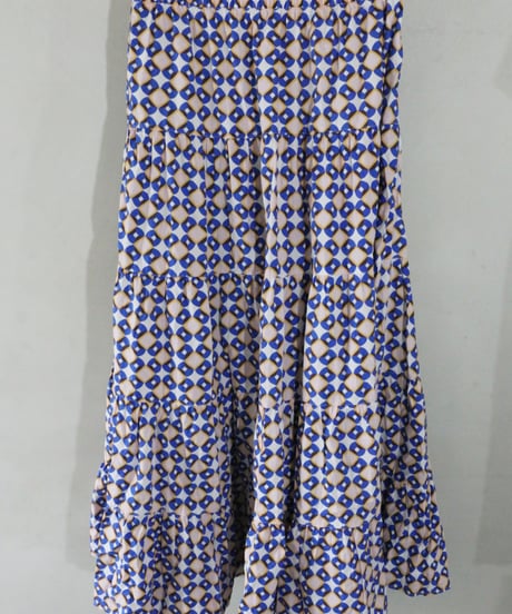 IENAクロップドTシャツ×ZARAプリントティアードスカートコーデ（IENA・ZARA）Set