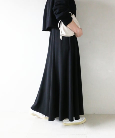 Cropped スウェット ×ロングスカートブラックコーデ（Deuxieme Classe EVERYDAY I LIKE.・ZARA・GALLARDAGALANTE）Set