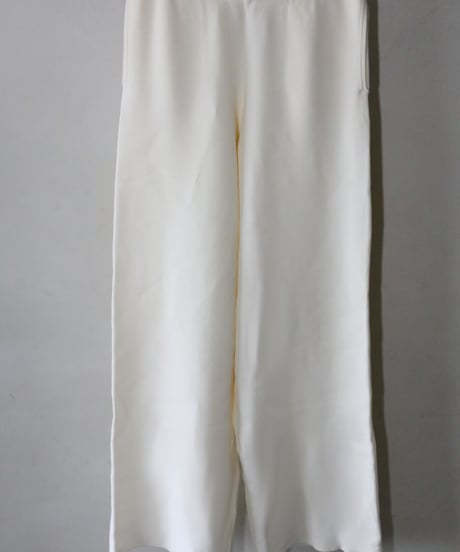 チェックネルシャツワンピース×ニットパンツコーデ（販売予定）