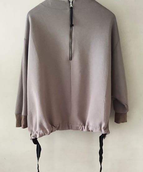 ポンチプルオーバー×きれいめジョグパンツコーデ（Lallia Mu・UNITED ARROWS）Set