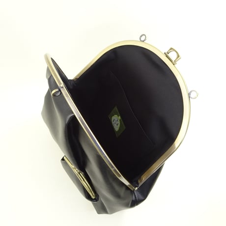 7.0寸 2WAYバッグ（リュック＆ショルダー）合皮　黒色　※口金：AG