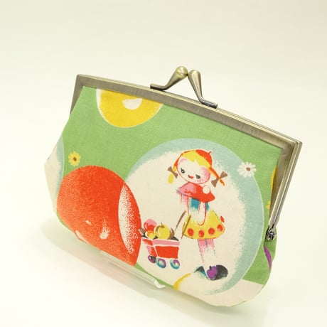 4.3寸角切親子財布　レトロ柄（女の子とバンビ）緑色　※口金：AG色