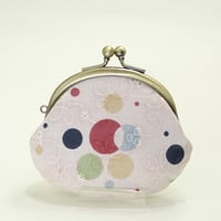 2.6寸丸小銭入れ　刺繍と水玉　ピンク色　※口金：AG色 丸玉