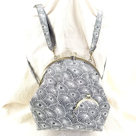 7.0寸 2WAYバッグ（リュック＆ショルダー）菊づくし（ふくれ織）黒色　※口金：AG