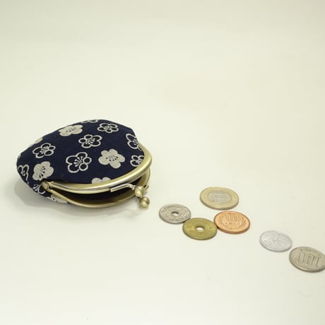 2.6寸丸小銭入れ　小梅　紺抜染　※口金：AG色 丸玉