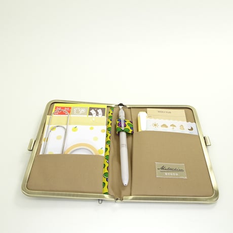5.6寸角型　マルチケース　帆布（8号）グレージュ色　※口金：AG色