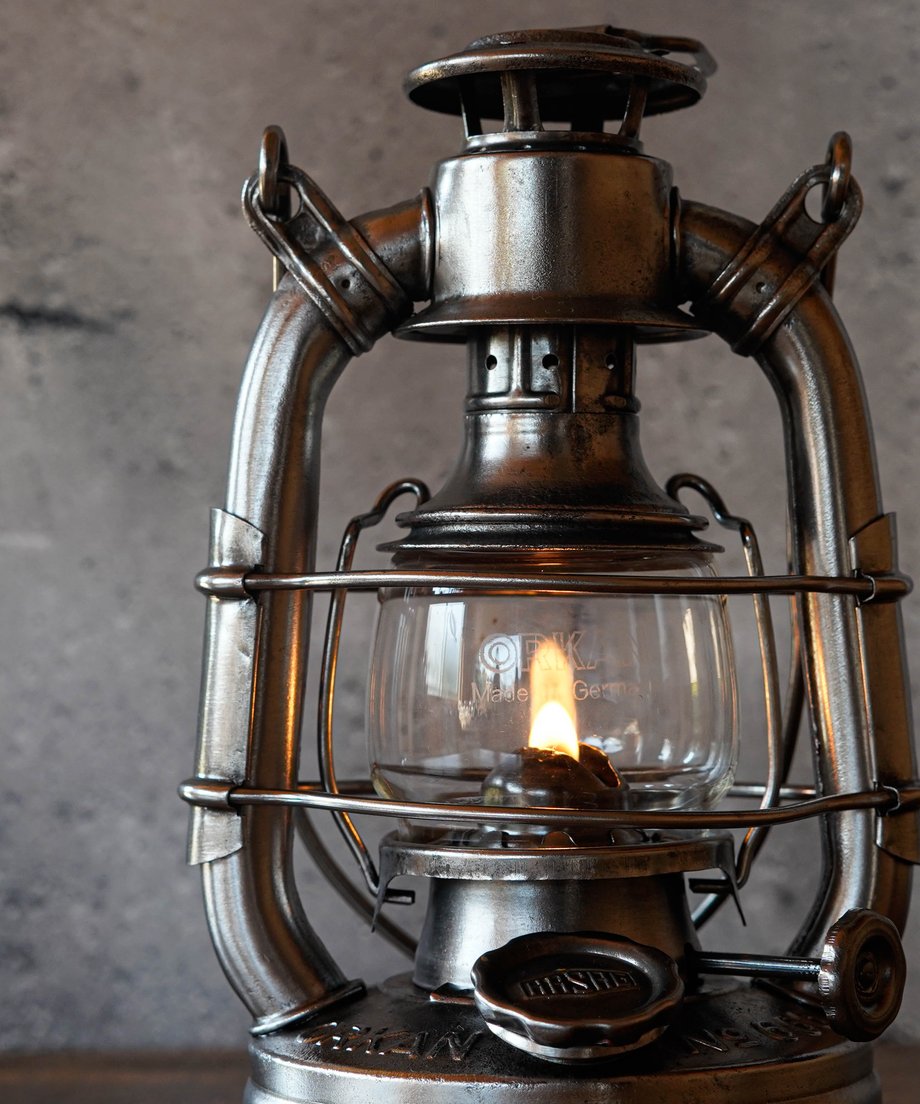 6ad9b6dc416557a2a6a6b539