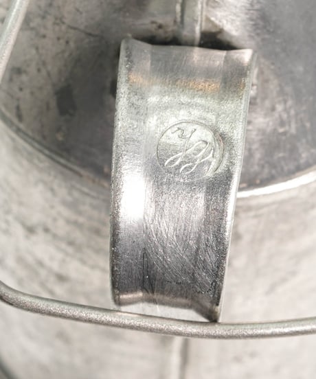 OIL can 1L 1920's -