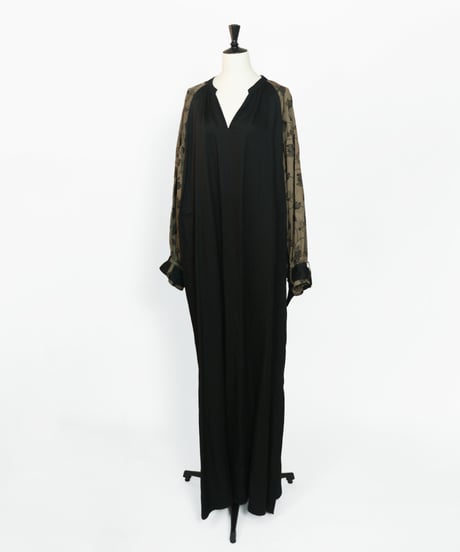 D-02 Flower Embroidery Dress  <KHAKI BLACK> sample