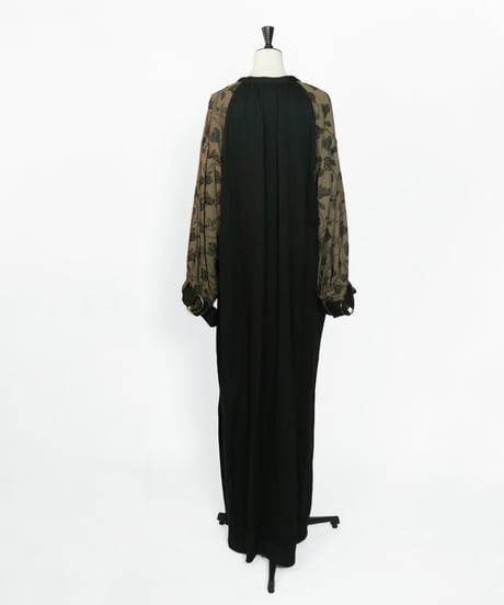 D-02 Flower Embroidery Dress  <KHAKI BLACK> sample