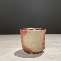 2607-2　備前火襷酒呑　三浦裕二