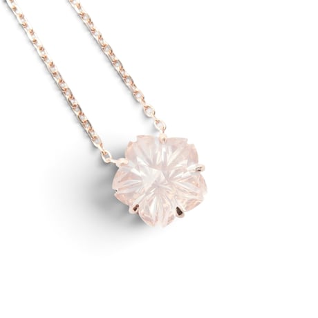 【necklace】　ローズクォーツ　桜型　甲州貴石切子