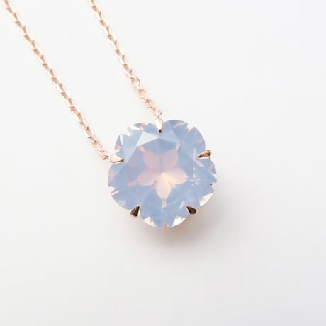 【necklace】　ミルキーアメジスト　ふわりさくらインカット
