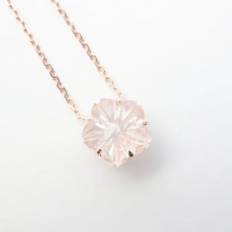 【necklace】　ローズクォーツ　桜型　甲州貴石切子