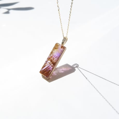 【ncklace】　ルチルアメトリン