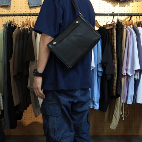 UNISEX / ''LINKS'' ORIGINAL / LEATHER MILITARY BAG / 26AW