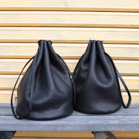 UNISEX / ''LINKS'' ORIGINAL / LEATHER DRAWSTRING BAG (中) / 26AW