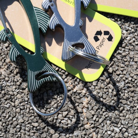 BISON DESIGNS / Trout Carabiner