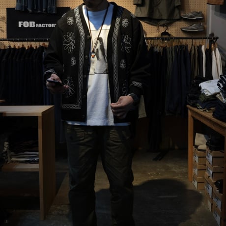 modem design / Embroidered Cardigan / M-2607251