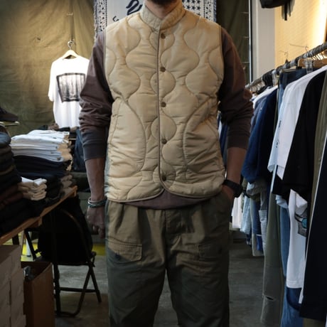 D.C.WHITE / Waistcoat Quilt / D263350