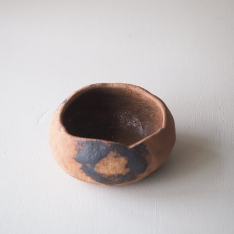 植木鉢　茶色絵付石ころ