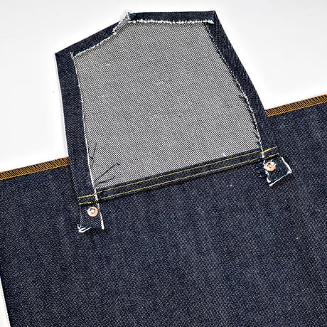 37 801XH, Crotch Rivet