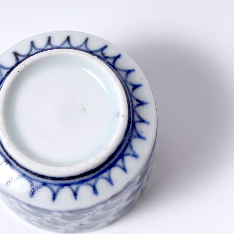古伊万里染付松葉文猪口 | LYAN ARTS' Collection online shop