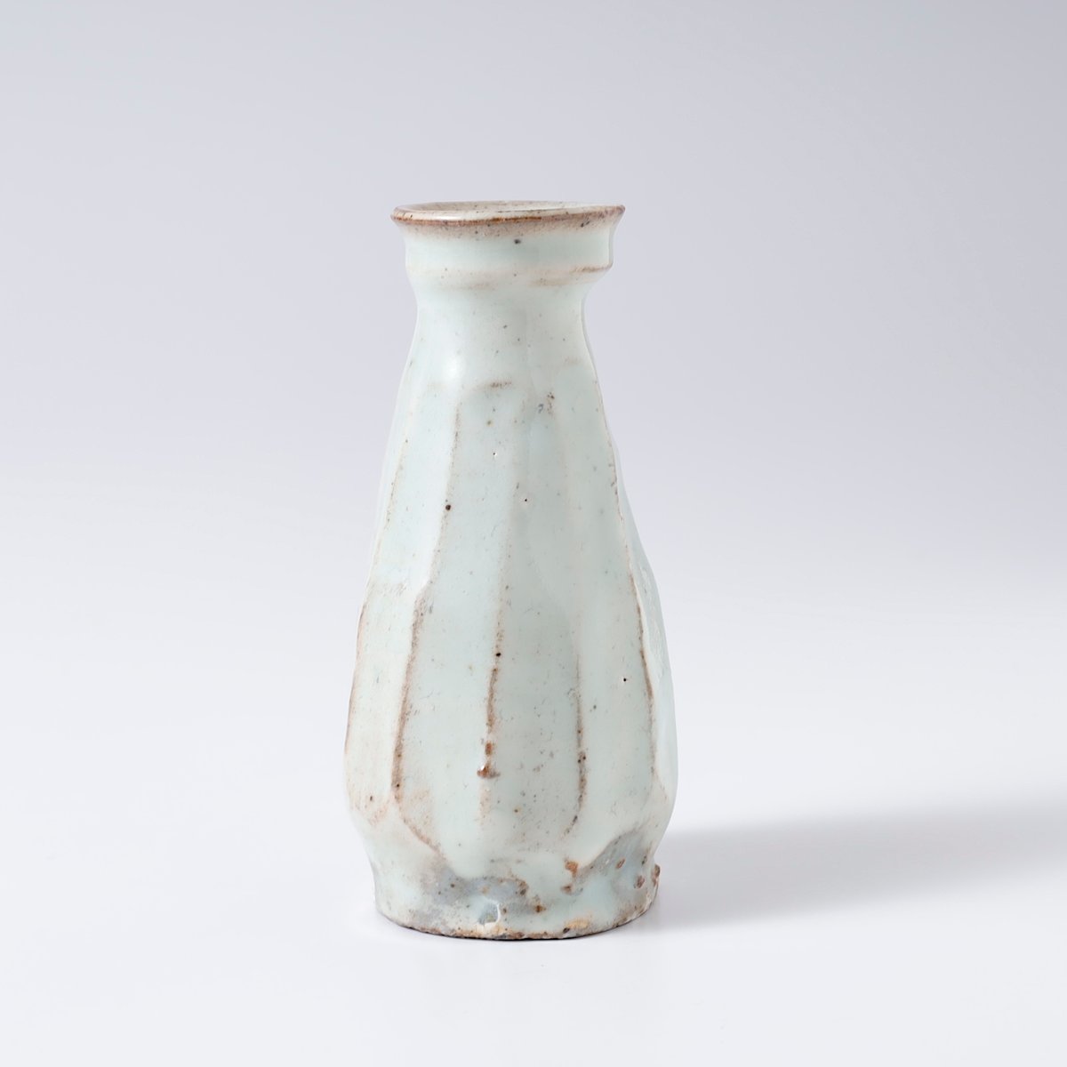 武末日臣 粉引面取徳利 | LYAN ARTS' Collection online shop