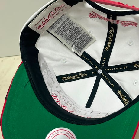 USA仕様 Mitchell and Ness シカゴ ブルス Bulls Shooting Stars Caddy Fit キャップ (MNC3)