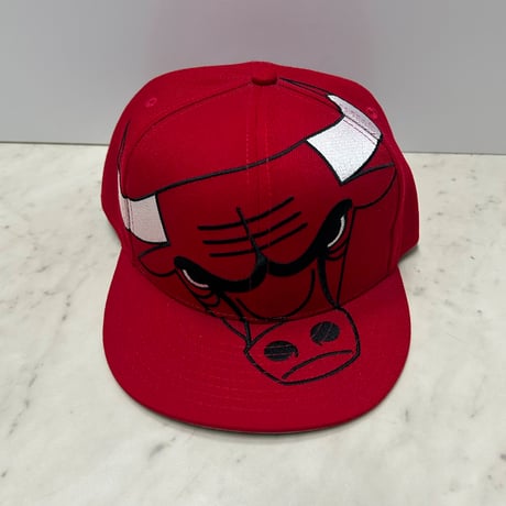 USA仕様 Mitchell and Ness シカゴ ブルス Bulls Team Red Big Bull キャップ (MNC4)