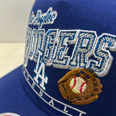 USA仕様 Mitchell and Ness ロサンゼルス ドジャース LA Dodgers Baseline Pro Pinch キャップ (MNC9)