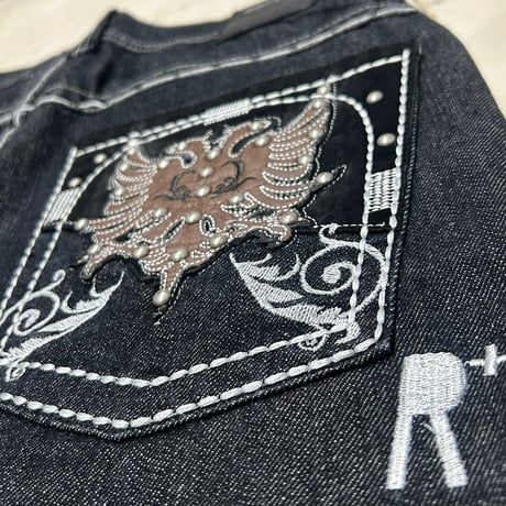 ROCAWEAR ロカウェア Denim Shorts ジーンズ ショートパンツ 刺繍ロゴ ブラックデニム スタッズ (SJNS80)