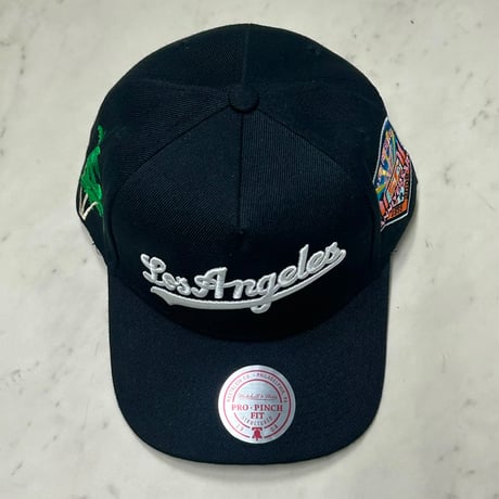 USA仕様 Mitchell and Ness ロサンゼルス ドジャース LA Dodgers CITY LOVE キャップ (MNC7)