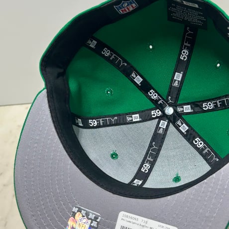 米国仕様 NEWERA 59FIFTY ニューエラ NFL イーグルス PHI EAGLES 旧ロゴ Throwback (25-6)