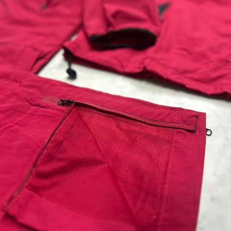 米国発 REPUBLIC Collection リパブリック コレクション Nylon Tech ナイロン テック セットアップ 赤 (SET56)
