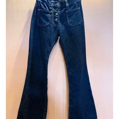 ブーツカットデニム | STORES