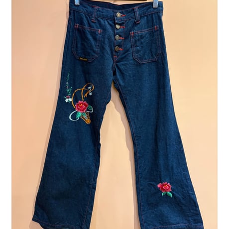ブーツカットデニム | STORES