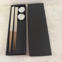 NATURAL CHOP STICKS ホワイト  レース箸置き　セット